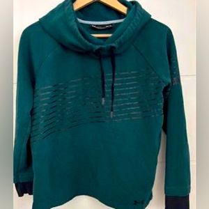 UNDER ARMOUR woman’s size medium dark green threadborne hoody